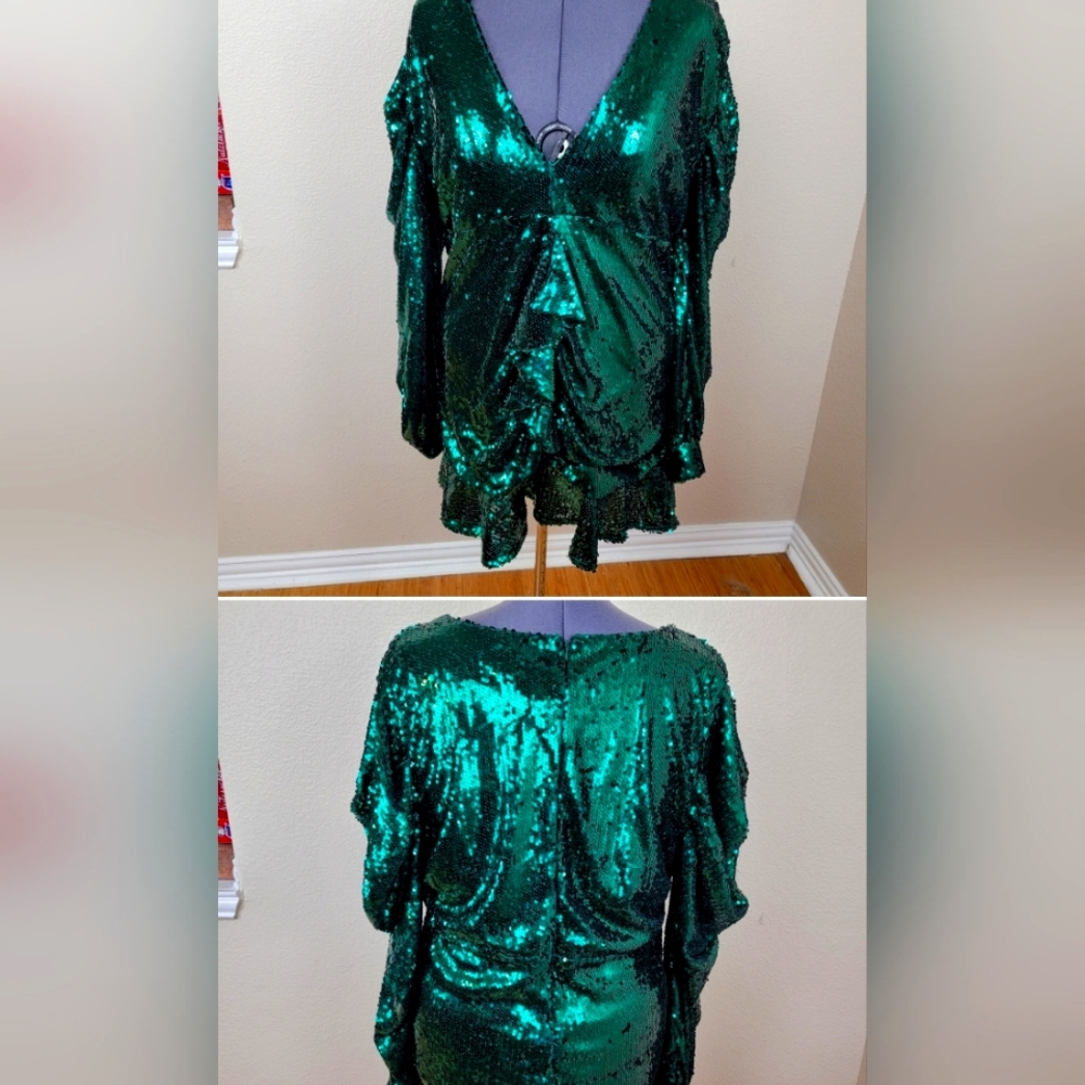 Boohoo Green Sequin Deep V Party Dress Size US20 NWT